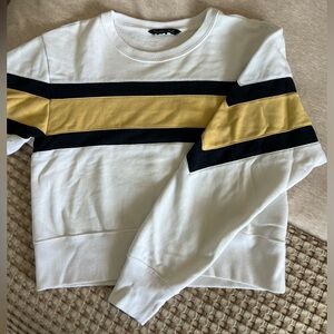 Abercrombie & Fitch Cropped Sweatshirt